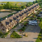 Milocin Park Centrum Wypoczynkowo-Konferencyjne Bed & Breakfast 4*