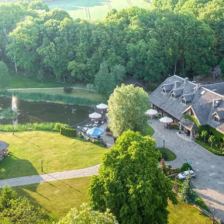 Milocin Park Centrum Wypoczynkowo-konferencyjne B&B 4*