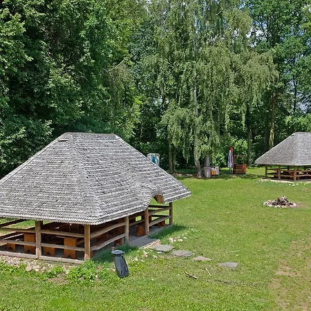 Bed and breakfast Milocin Park Centrum Wypoczynkowo-konferencyjne