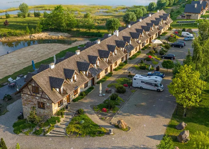 Milocin Park Centrum Wypoczynkowo-Konferencyjne Bed & Breakfast 4*